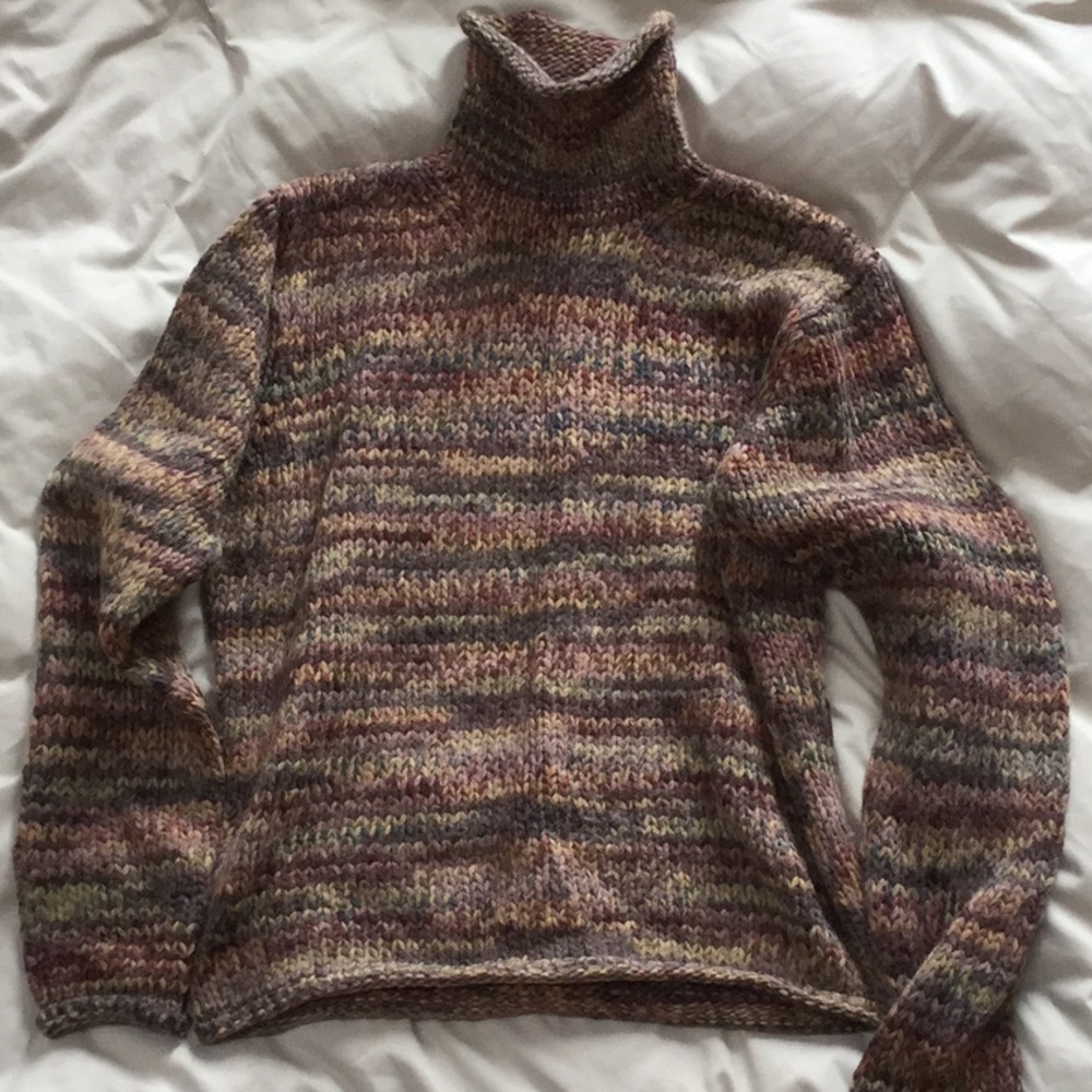 Columbia Women’s turtleneck wool sweater